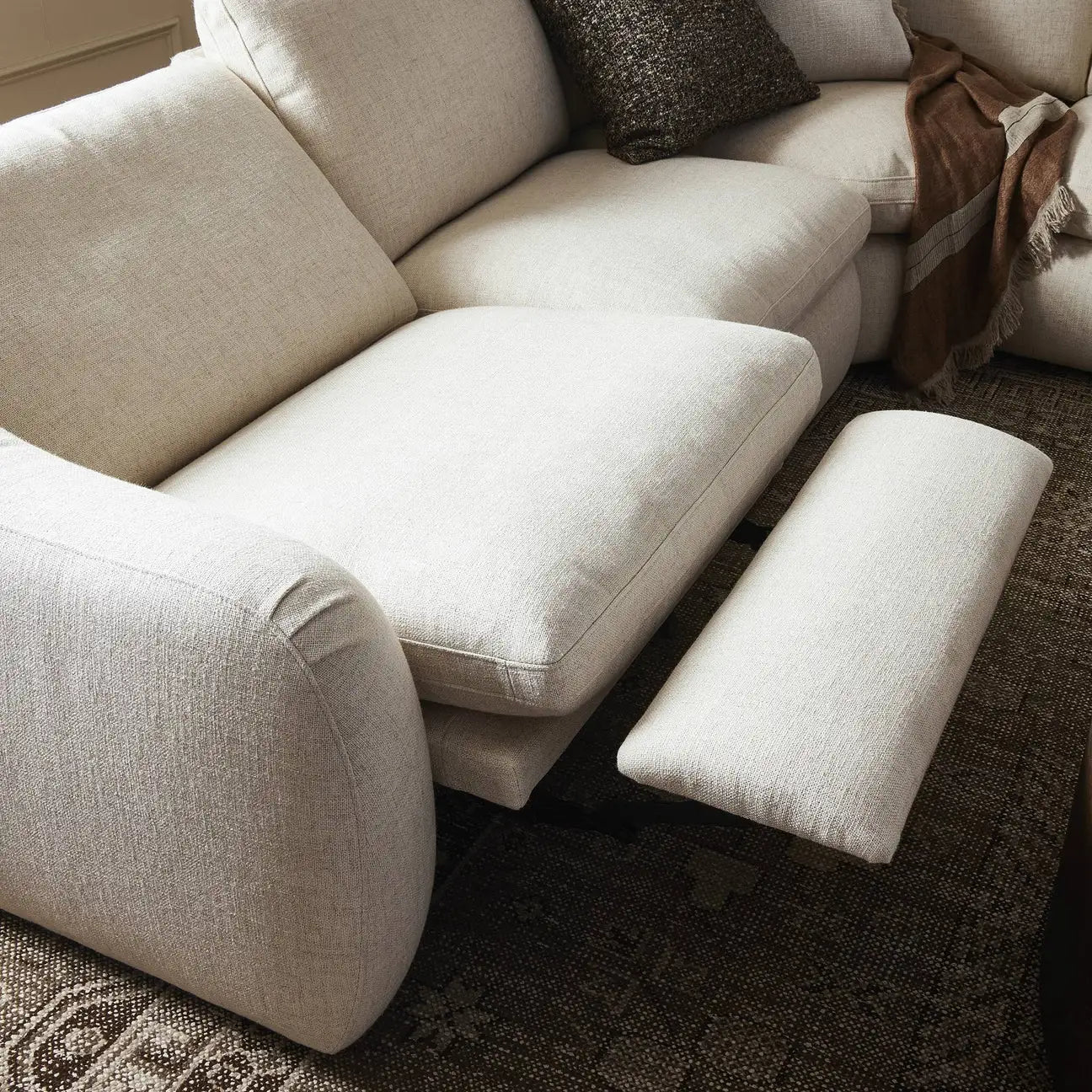 Crawford Power Recliner 5-Piece Sectional