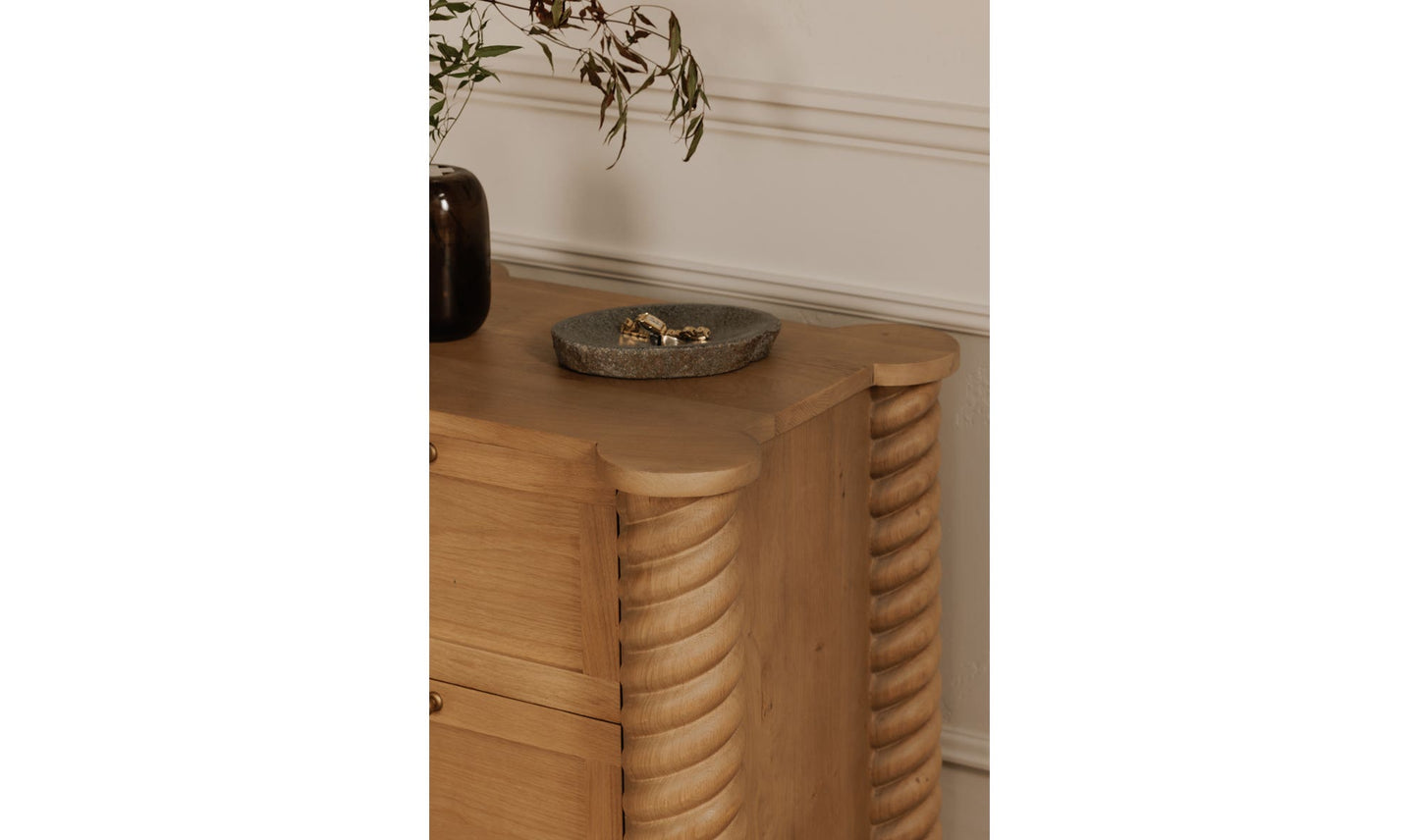 Treccia 2 Drawer Nightstand Oak